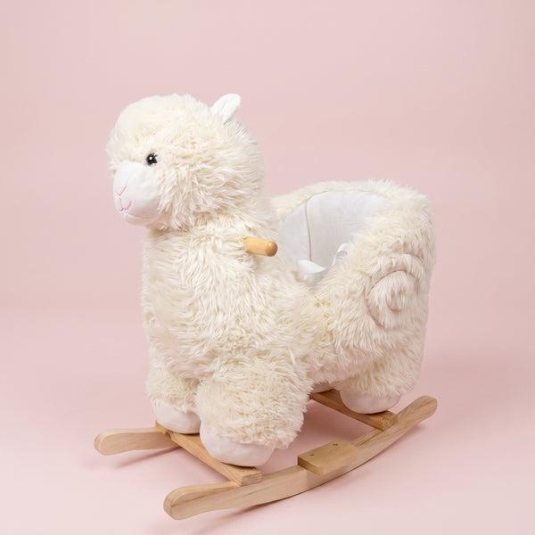 LHAMA DE BALANCO EM PELUCIA COM PES E APOIO DE MAOS EM MADEIRA QUE PERMITE O BALANCO SEGURO E CONFOR