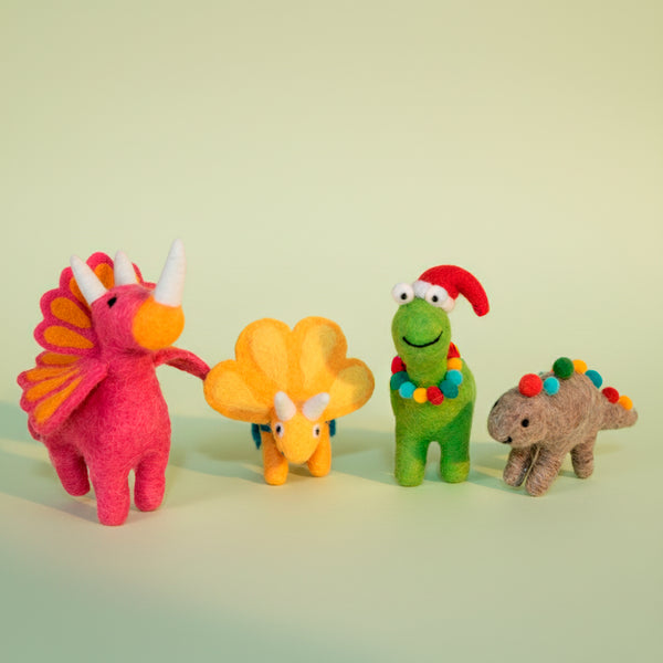 JOGO DE 4 DINOSSAURIOS DE LA DE FELTRO