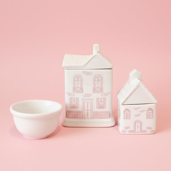KIT HIGIENE CASINHA BRANCA COM ROSA