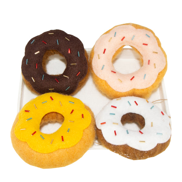 JOGO DE 4 DONUTS + BANDEJA  DE LA DE FELTRO