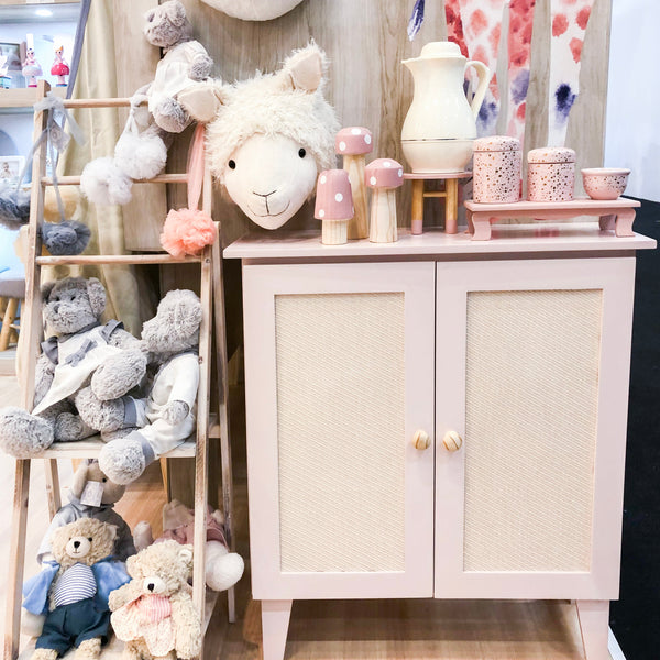 URSA LILLY COM VESTIDO ROSA 30CM