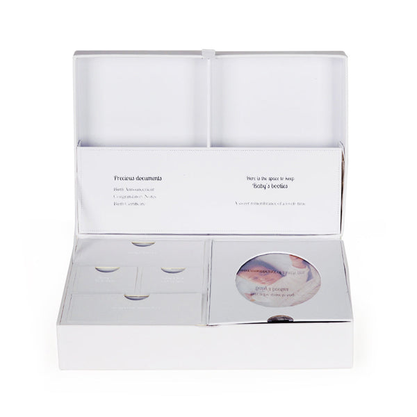 CAIXA PARA MEMORIAS EM PU COM DETALHES EM PRATA INCLUI PLACA EM METAL PARA GRAVACAO