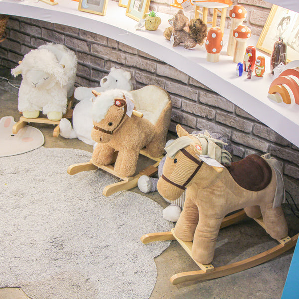 M1 CAVALO DE BALANCO MUSICAL COM ASSENTO