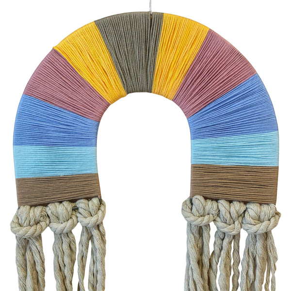 DECORACAO ARCO IRIS COM FIOS TONS PASTEIS